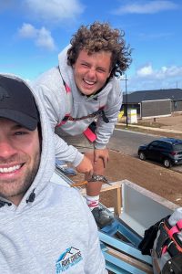 sa-roof-covers-team-at-work-1