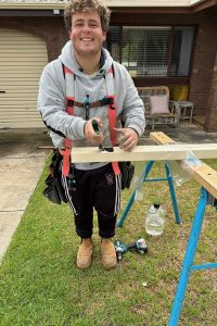 sa-roof-covers-team-at-work-3